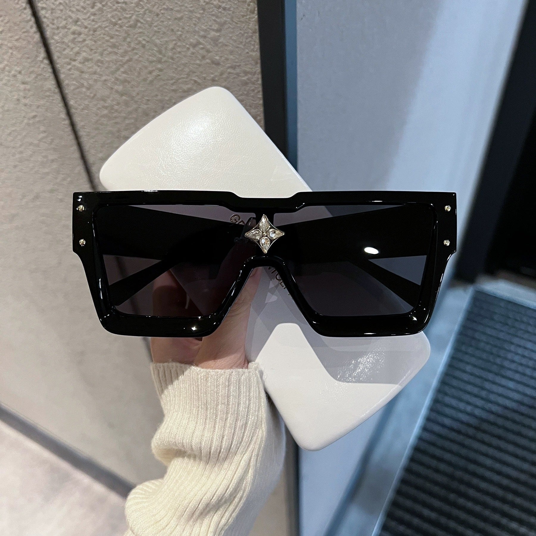 Wholesale Tong Jincheng Same Style Glasses Large Frame Siamese Trendy Sunglasses