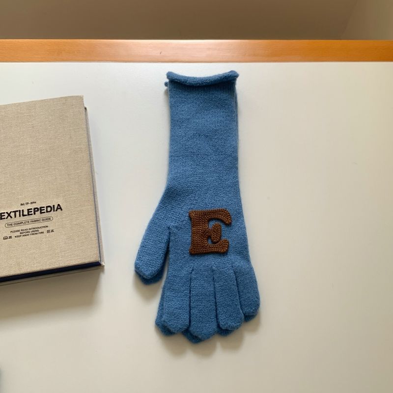 Wholesale Long Winter Letters with Missing Fingers Touch Screen Wool Knitted Warm Gloves