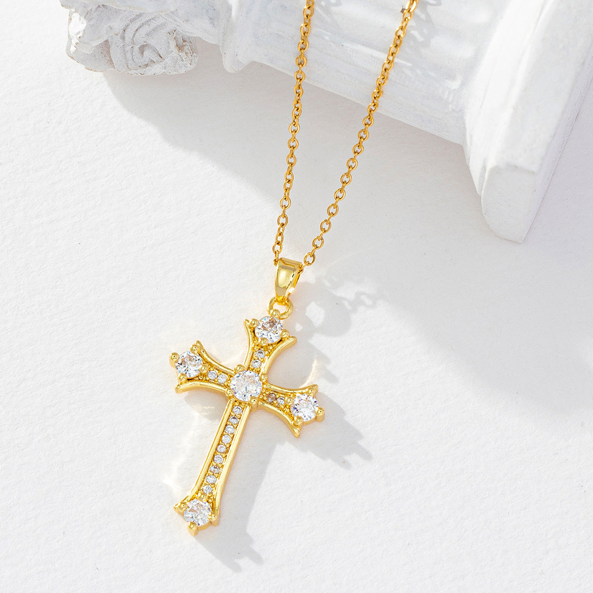 Wholesale Gilded Cross Geometry Zircon Vintage Pearl Necklace
