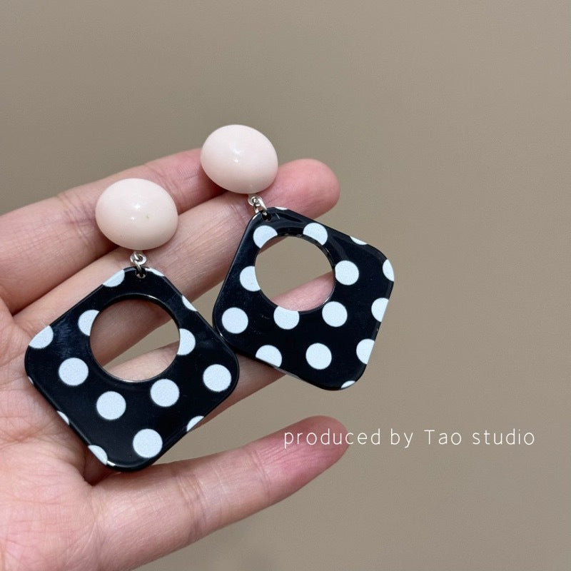 Wholesale Pretty Vintage earrings