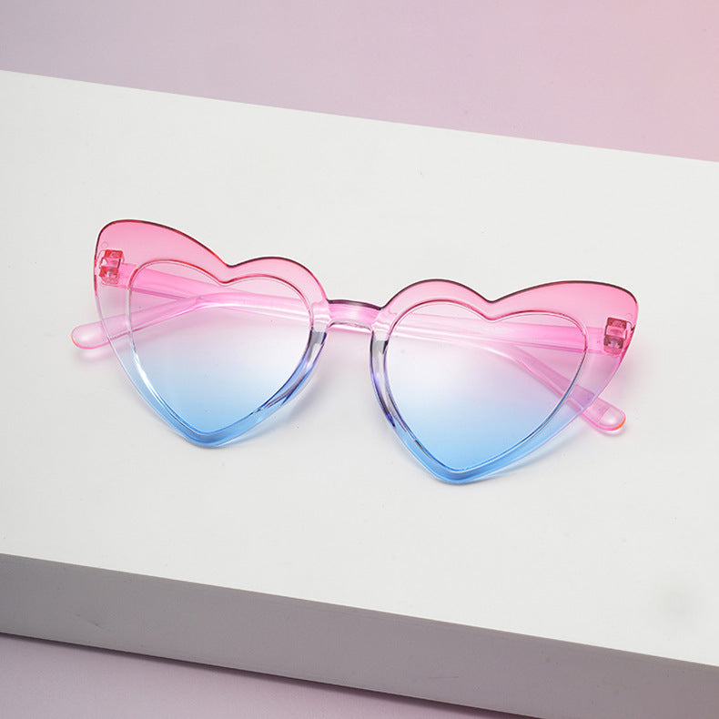 Wholesale new style love ladies sunglasses women fashion big face thin sunglasses