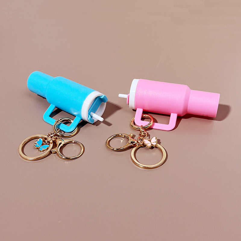 Wholesale New Butterfly Ice Cup Mini Tumbler Cup Keychains with Key Chain Pendant Can Put Lipstick Backpack Small Pendant Can Wrap
