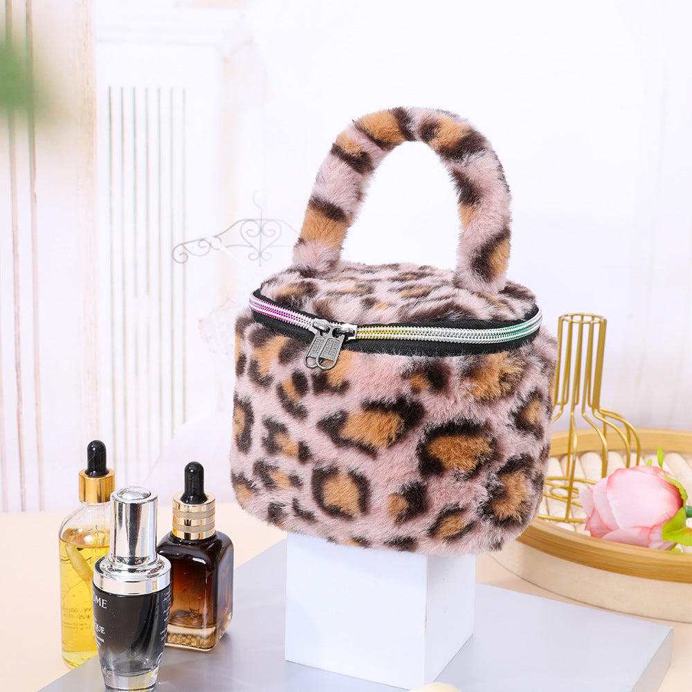 Wholesale Large Capacity Makeup Leopard Print Storage Bag