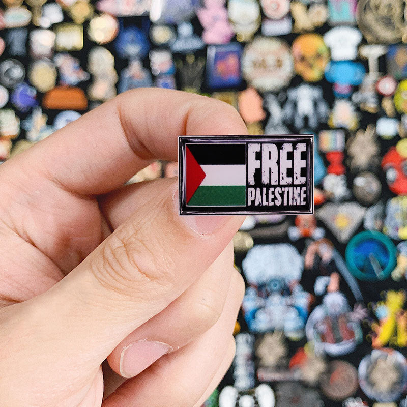 Wholesale Free Creative Design Flag Brooch