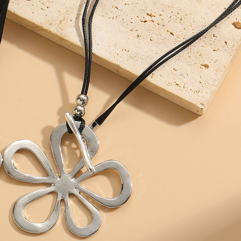 Wholesale Alloy Korean Velvet Wax Rope CCB Hollow Big Flower Pendant Necklaces