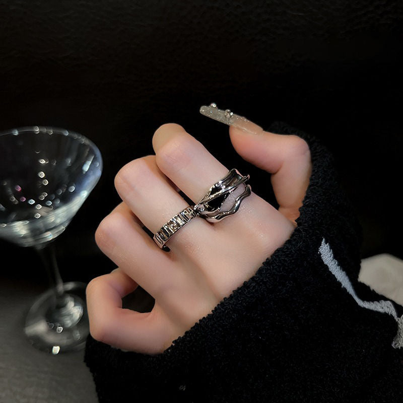 Wholesale Geometric cool black crystal ring