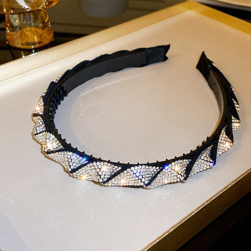 Wholesale Full of diamonds, super sparkling, elegant, fashionable and versatile colored diamond hair pressing headband
