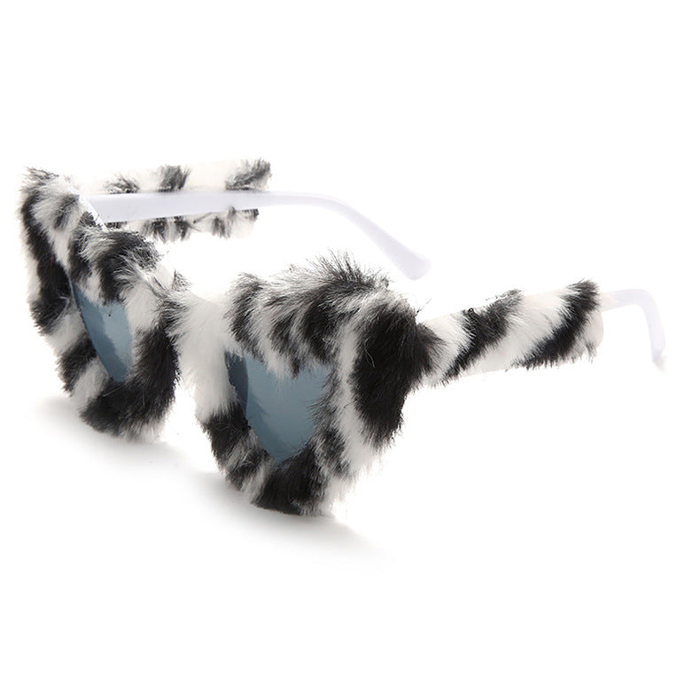 Wholesale new fashion glasses plush lovely sunglasses peach heart ball party funny heart sunglasses