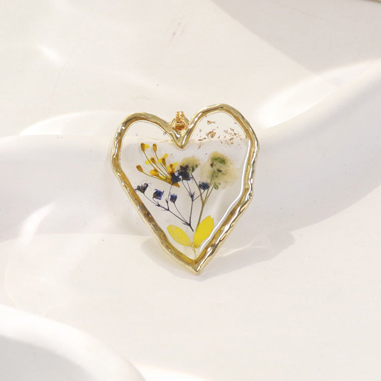 Wholesale 6pcs Irregular Love Month Flower Real Flower Pendant Resin Accessories