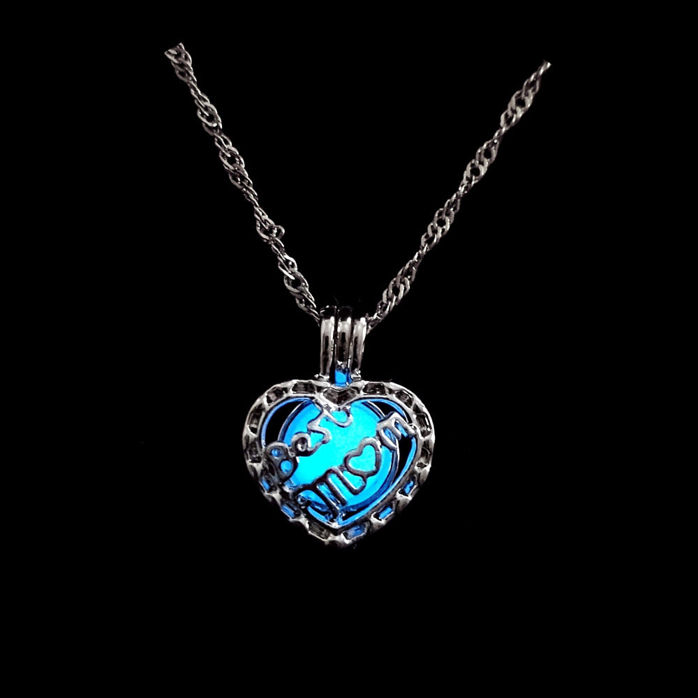 Wholesale Mother' s Day Hollow Luminous Necklace Pendant Heart MOM Alloy Necklace