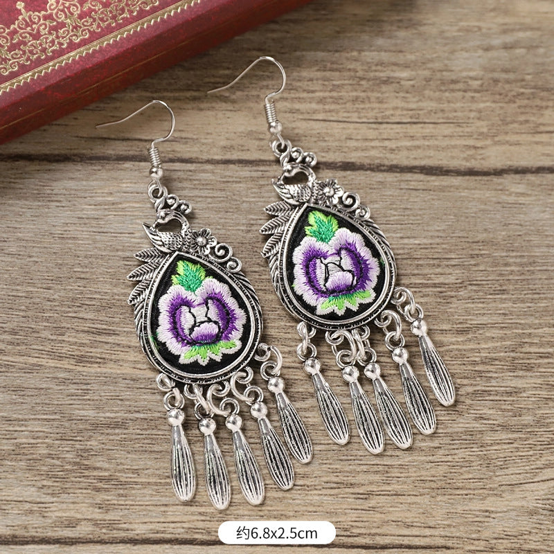 Wholesale Chinese Retro Alloy Earrings