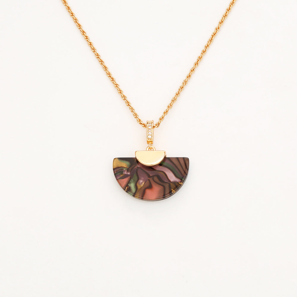 Wholesale Colorful fan-shaped abalone shell necklace