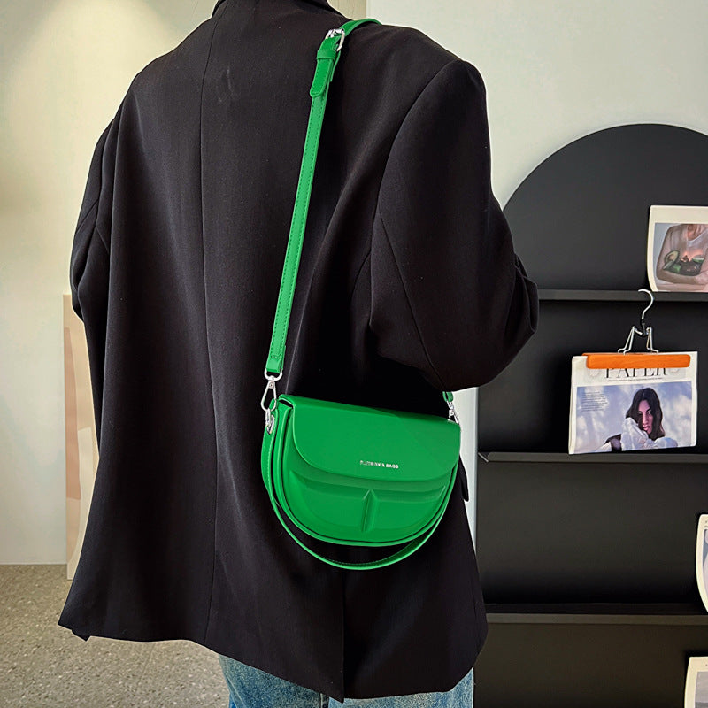 Wholesale 2023 PU Cross Shoulder Saddle Bag