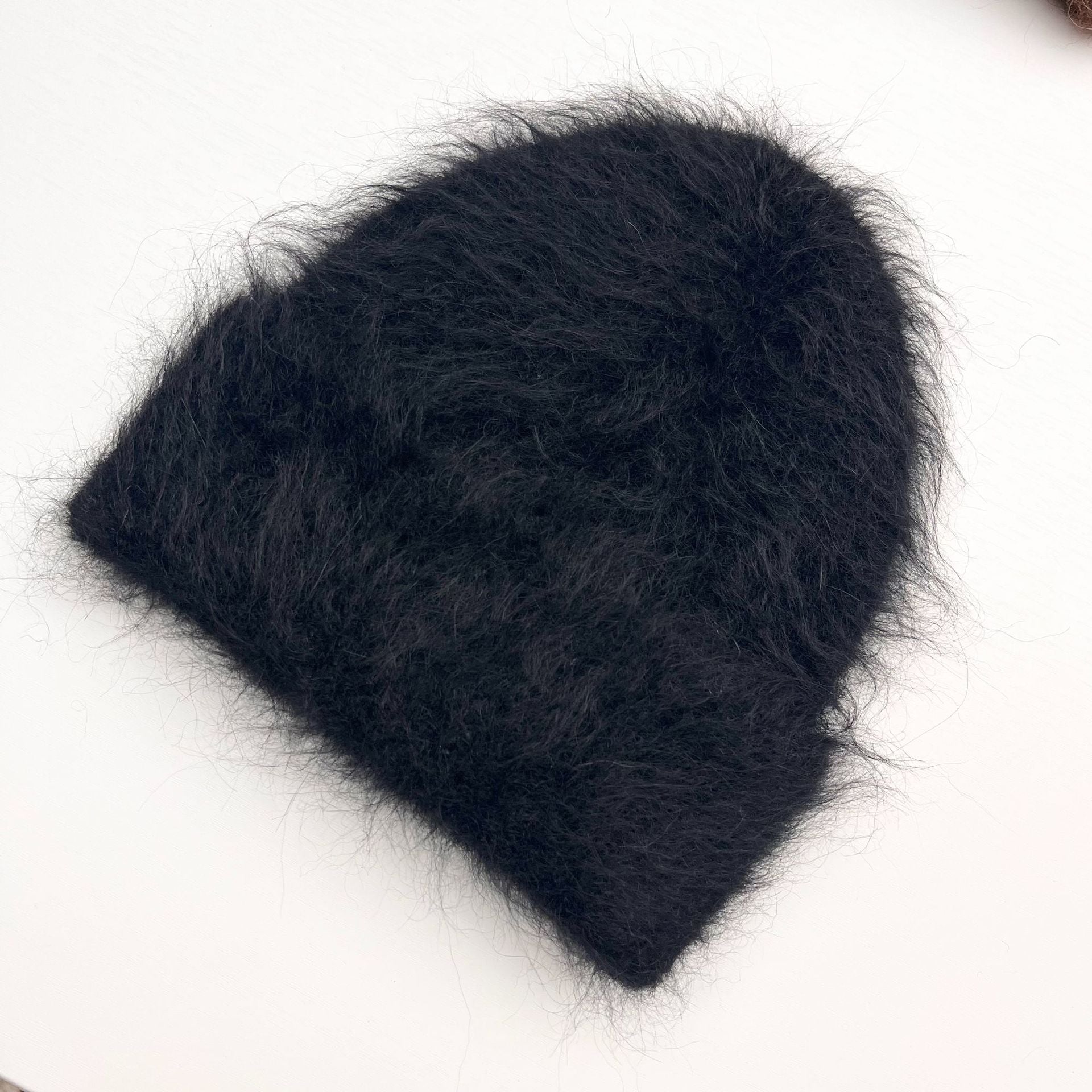 Wholesale Autumn and Winter High-end Warm Furry Long-haired Alpaca Wool Hat