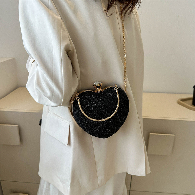 Wholesale Heart-shaped bag cute girl handbag crossbody evening bag chain bag