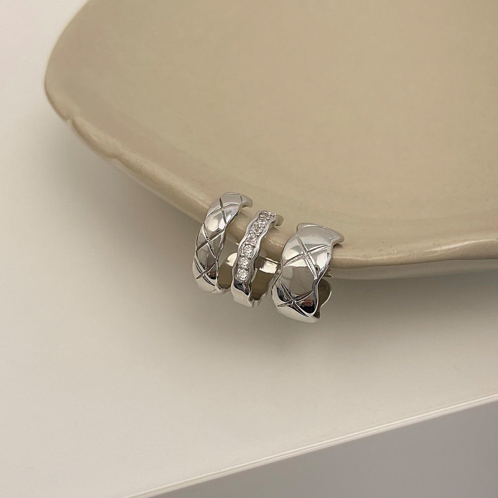 Wholesale Fashion Micro-Inlaid Zirconia Single Ear Cuff