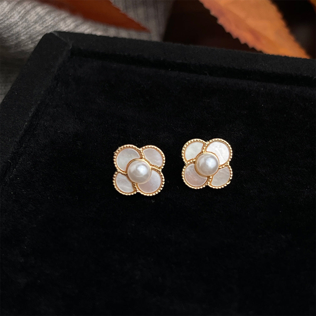Wholesale Beimu flower shaped zircon butterfly earrings