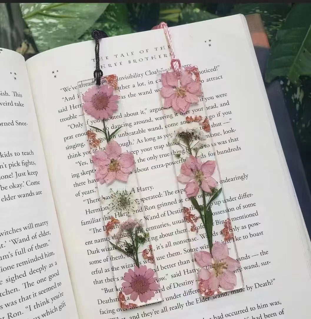 Wholesale Creative Real Flower Daisy Epoxy Transparent Tassel Dried Flower DIY Bookmark