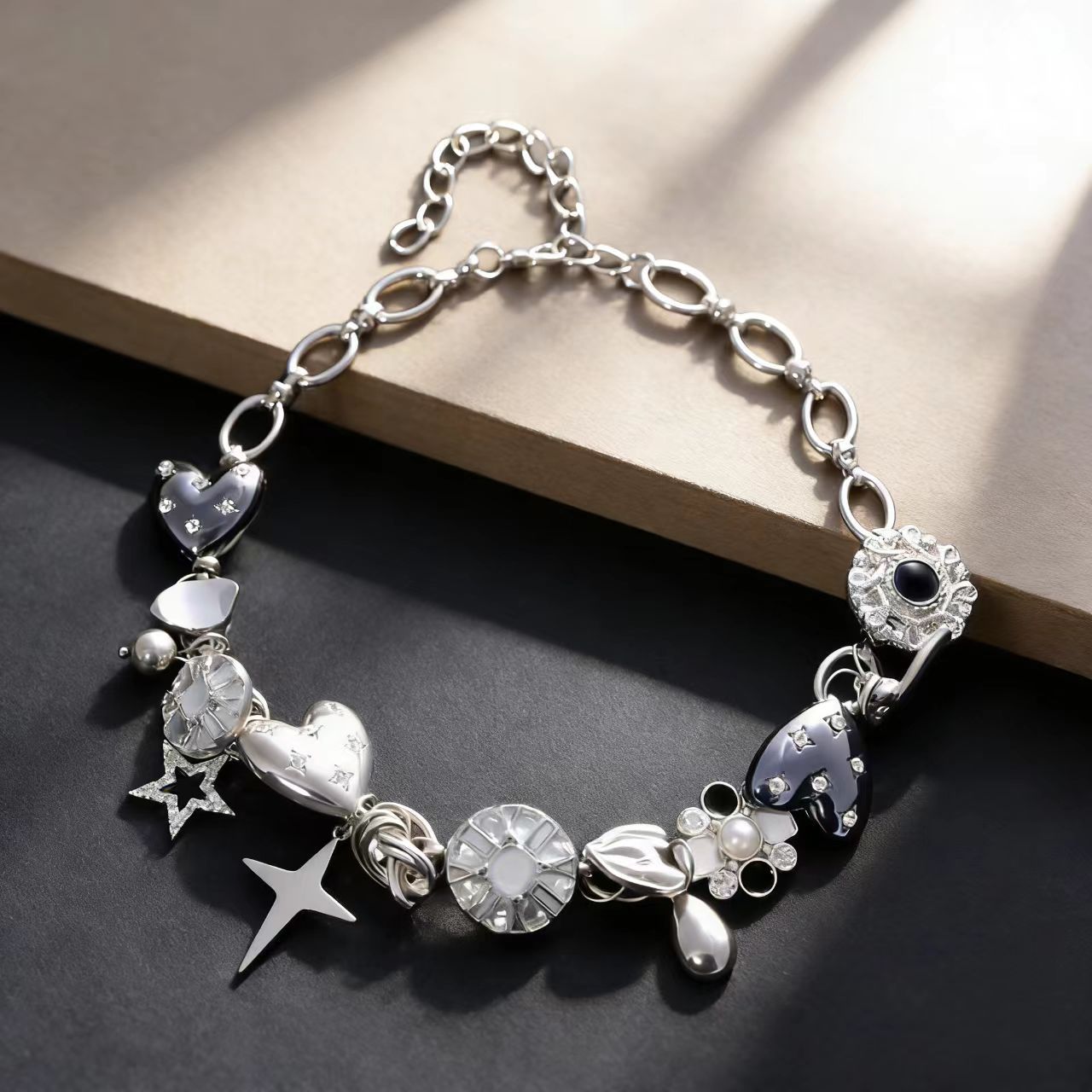 Wholesale Punk style heart-shaped flower star pendant necklace