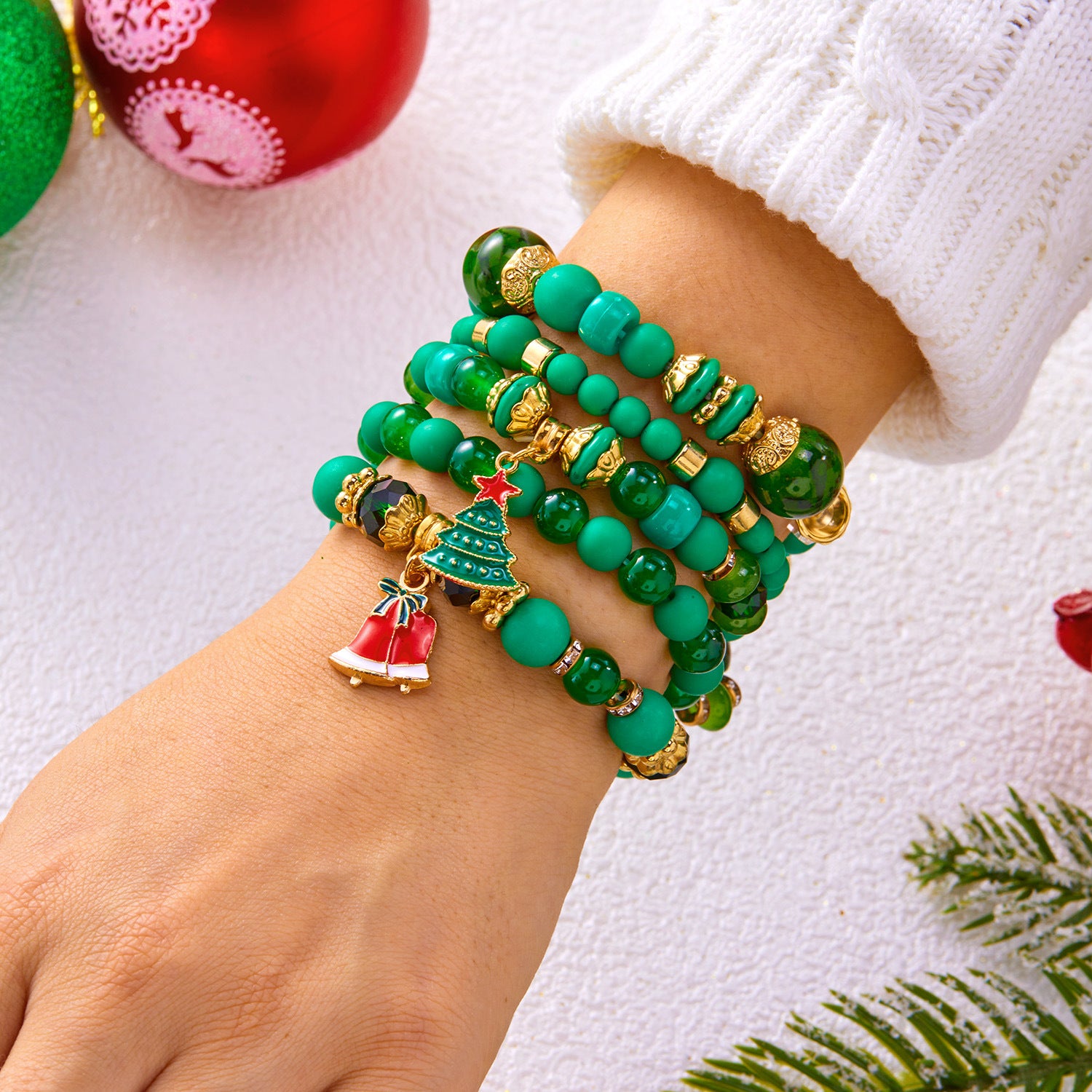 Wholesale Cute Christmas Tree Snowman Bell Alloy Pendant Christmas Crystal Bracelet