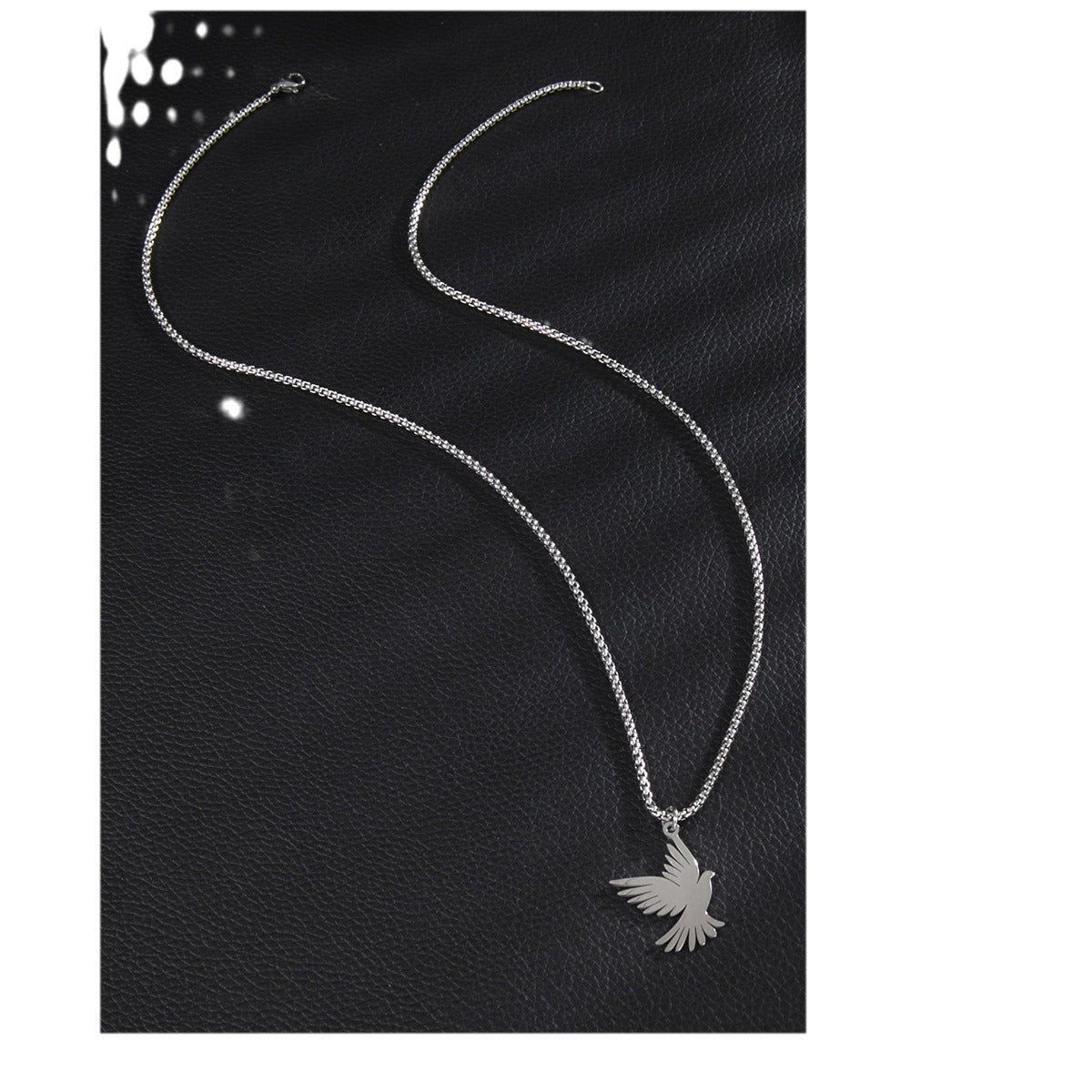 Wholesale  supply stainless steel hip-hop necklace men and women all-match eagle bird pendant clavicle chain