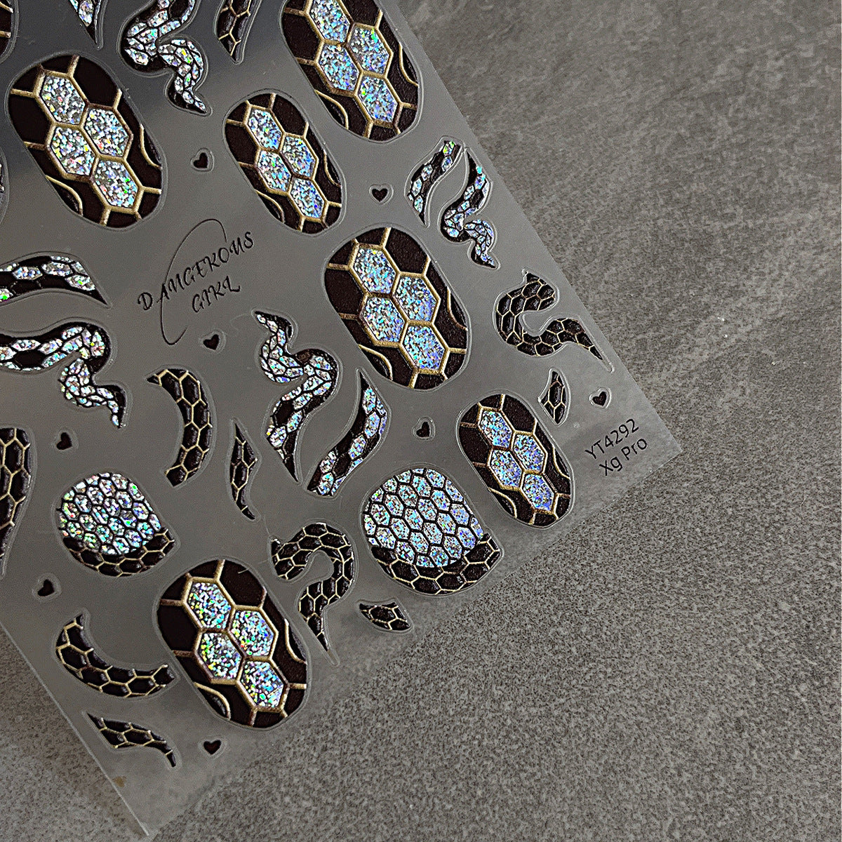 Wholesale Net red snake nail stickers