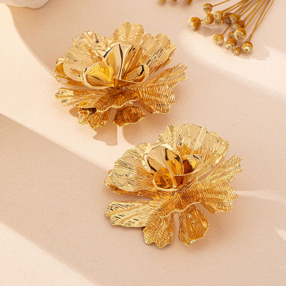 Wholesale Trendy 3D Layered Flower Earrings For Women Gold Tone Alloy Statement Jewelry Party Gift Accessory