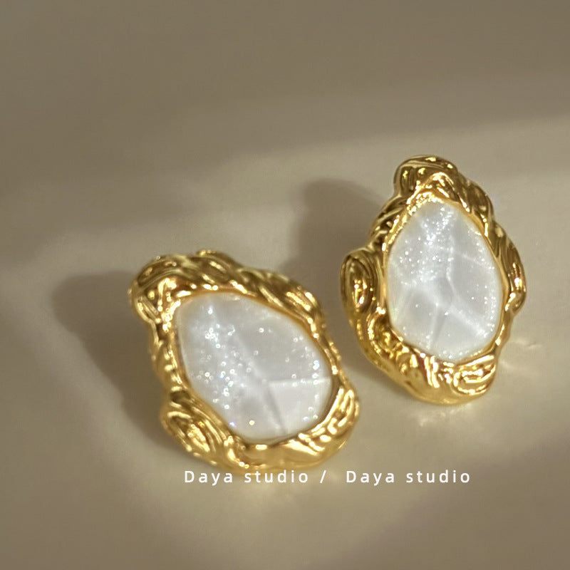 Wholesale  Super Fairy French Retro Shimmering Resin Earrings