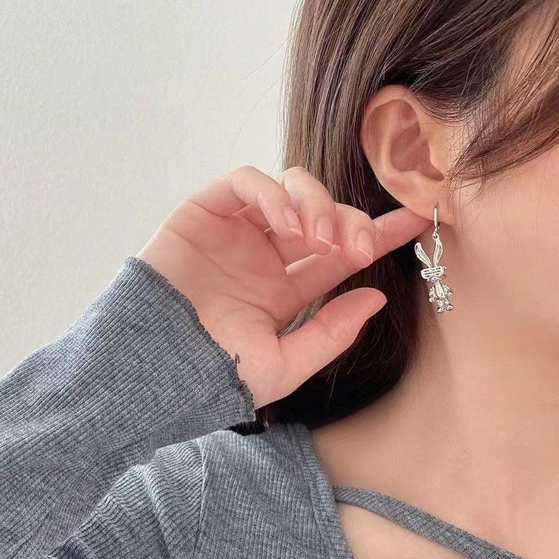Wholesale Wholesale Hip Hop Mechanical Rabbit Earrings