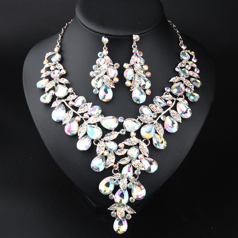 Wholesale Women's Evening Dress Accessories Large Waterdrop Necklace Earrings Set