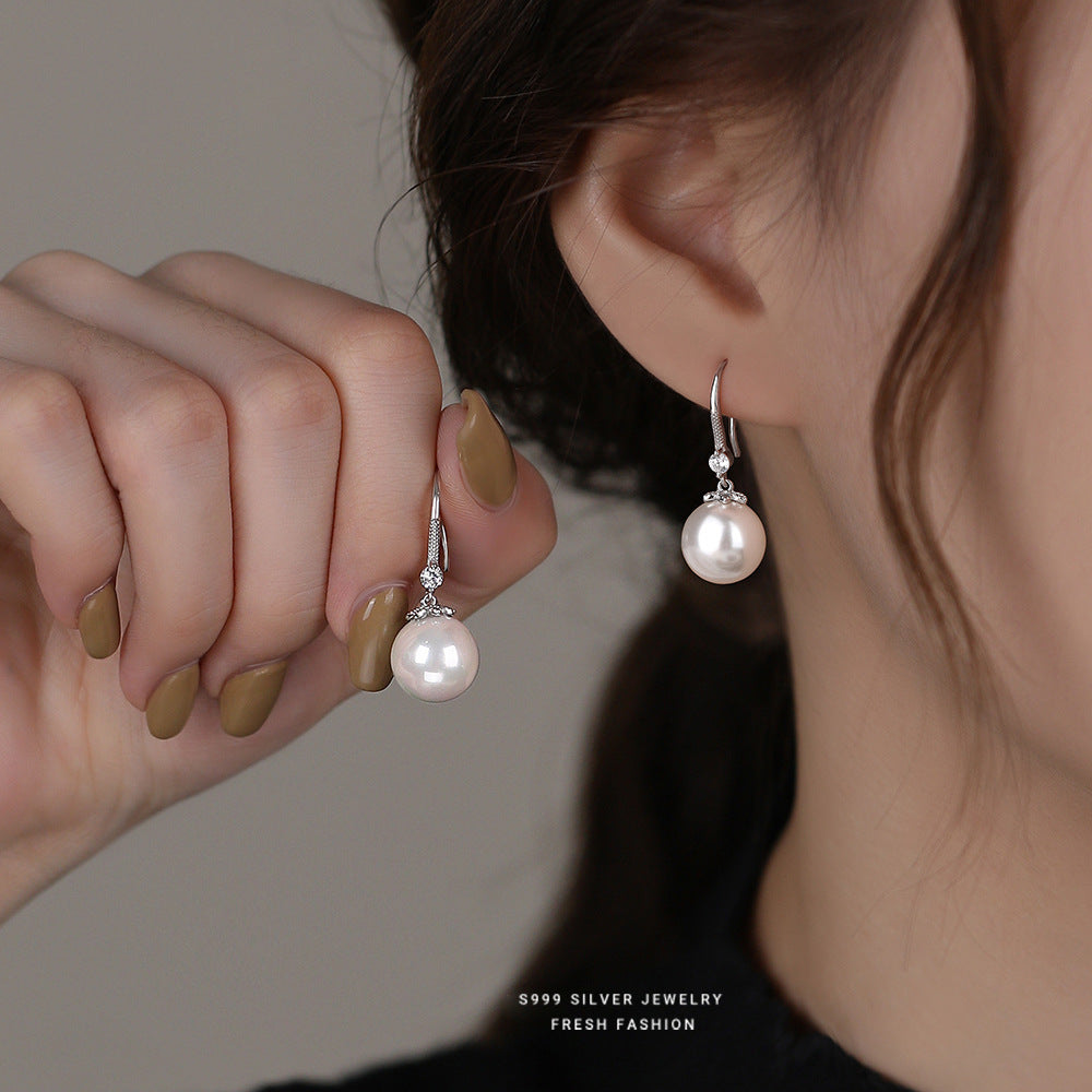 Wholesale Sparkling pearl earrings