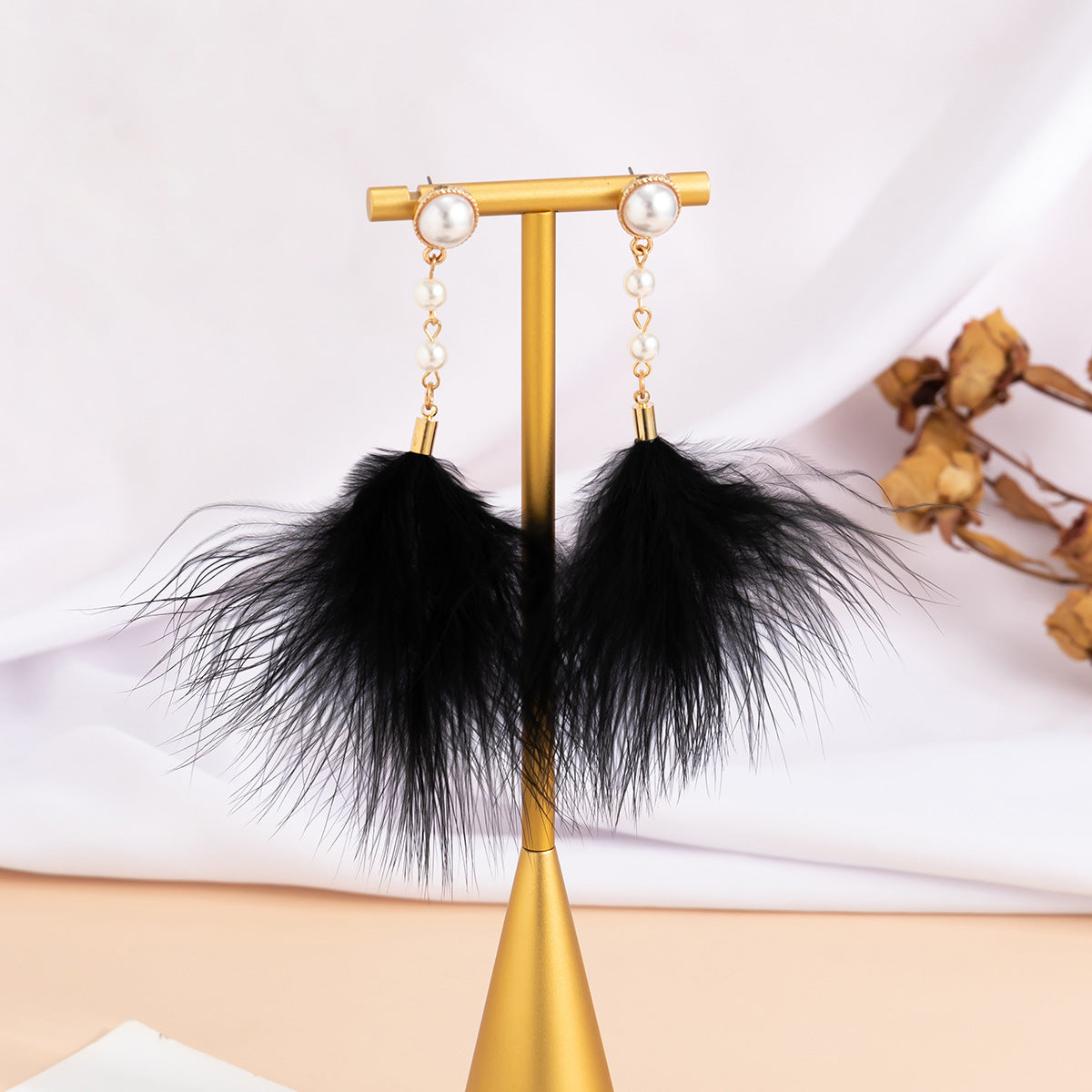 Wholesale Temperament Feather Tassel Imitation Pearl Earrings