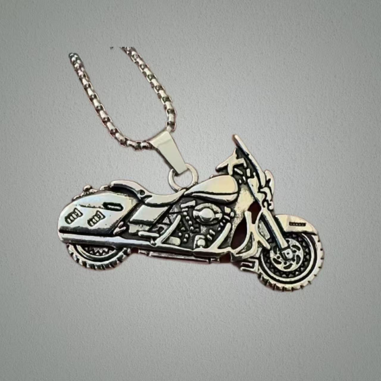 Wholesale Retro Lion Head Owl Thor Hammer Devil Eye Three One Knot Arrow Necklace