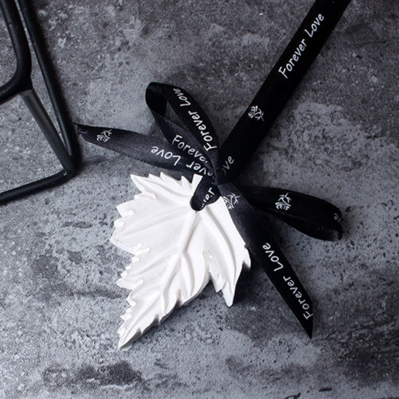 Wholesale Creative Car Expanded Fragrant Stone Pendant