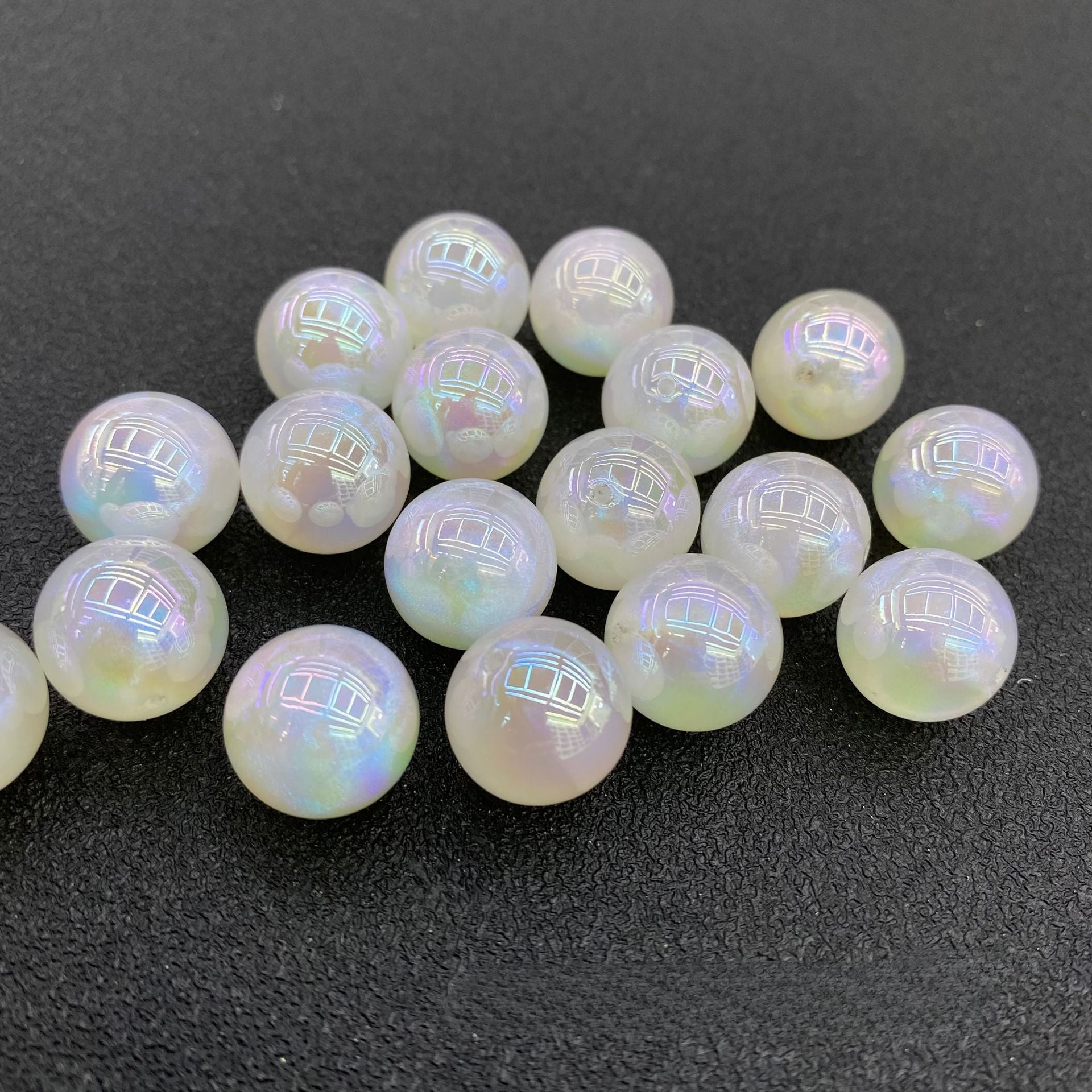Wholesale of 100PCS/PACK Resin Moonlight Beads, Colorful Pearls, Half Hole Round Beads