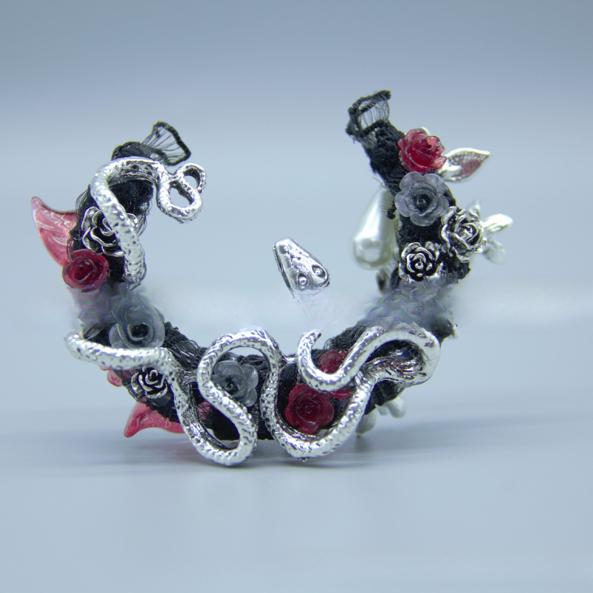 Wholesale 2pcs Heavy Industry Handmade Beads High-grade Snake Holding Moon Dripping Pearl DIY Jewelry Accessories