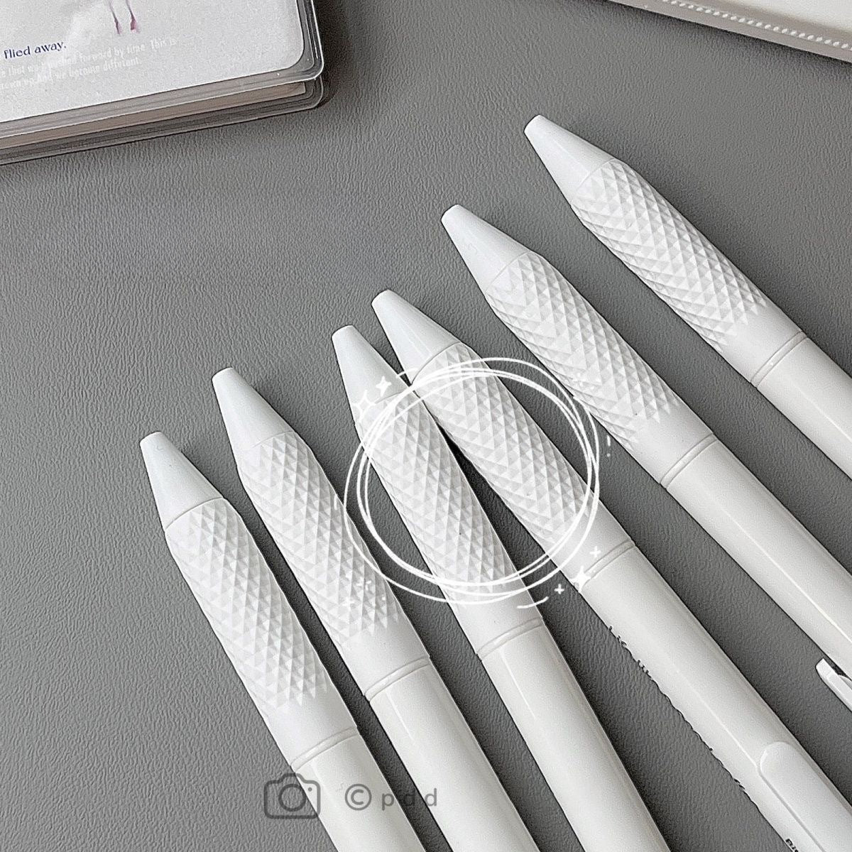 Wholesale Plastic Quick Drying Button Neutral Pens