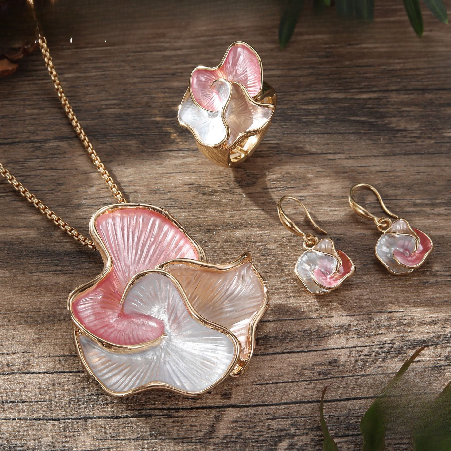 Wholesale 3pcs New Color Painting Oil Geometric Petal Stud Earrings Pendant Set