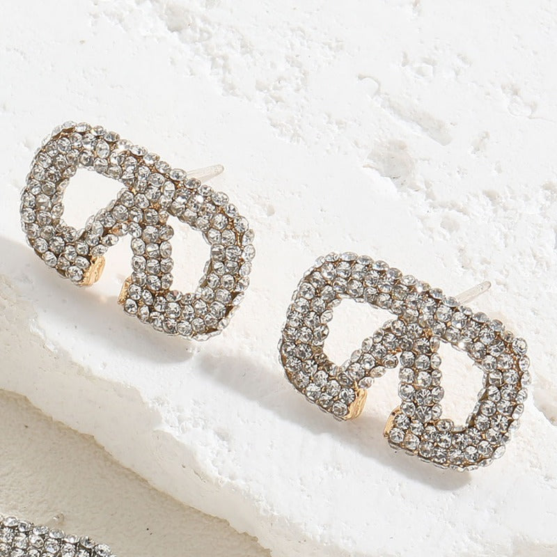 Wholesale Letter V Full Diamond Alloy Letter Stud Earrings