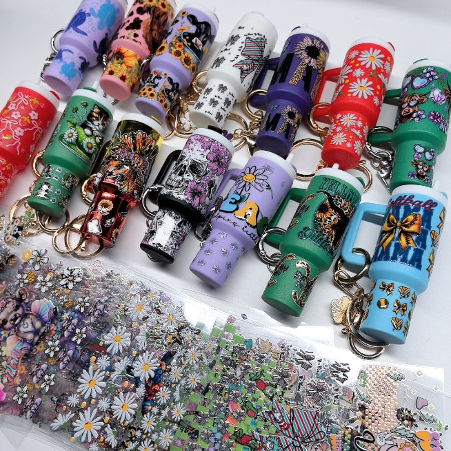 Wholesale Random 20pcs 50pcs 100pcs Cartoon Pattern Mini Travel  Cup Sticker