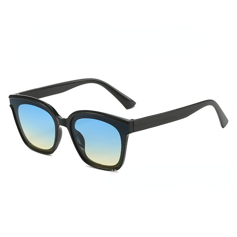 Wholesale of New Frame Plastic PC Sunglasses