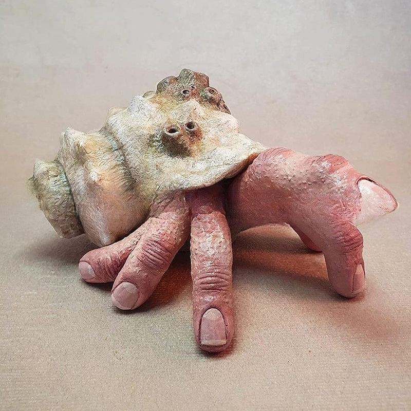 Wholesale Finger Parasitic Crab Resin Ornaments