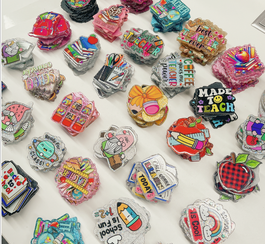 Wholesale Random 30pcs Study Acrylic Flatbacks Student &Teacher Used for DIY Badge Reels ,Clips,Pendant Diy Craft for Stretch Keychain