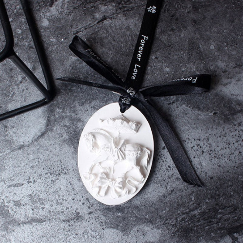 Wholesale Creative Car Expanded Fragrant Stone Pendant