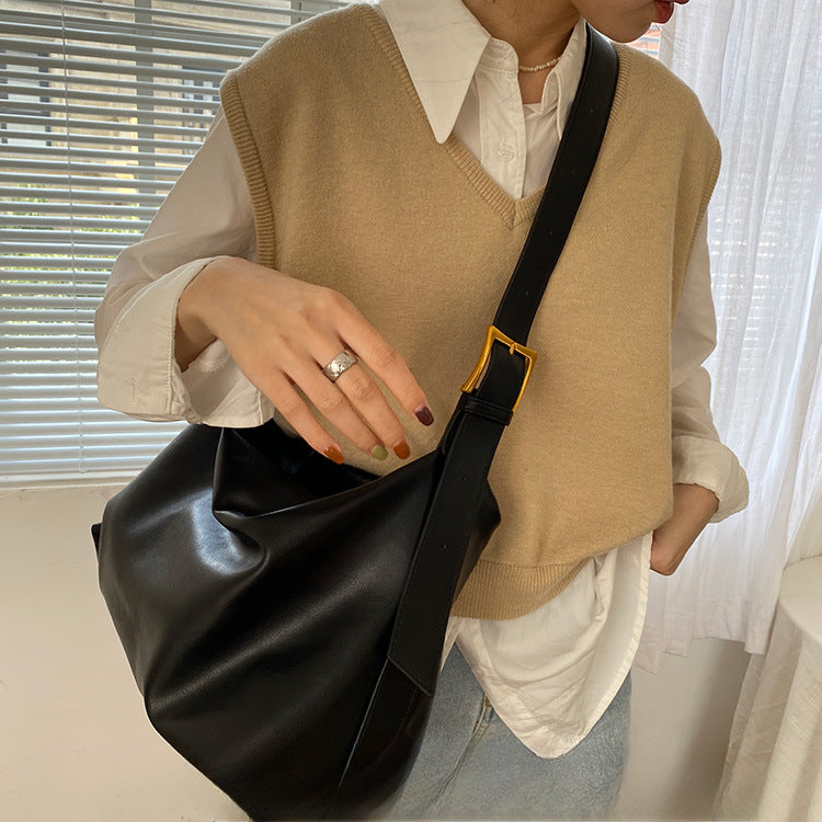 Wholesale Soft and Simple Shoulder Crossbody Bag