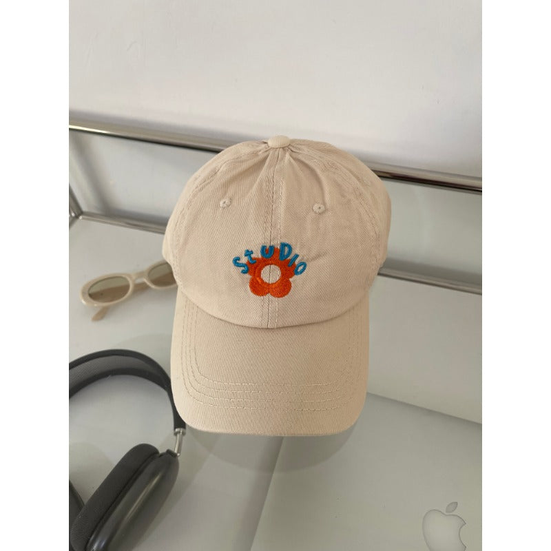 Wholesale Contrast Color Small Flower STUDIO Embroidery Soft Top Baseball Cap