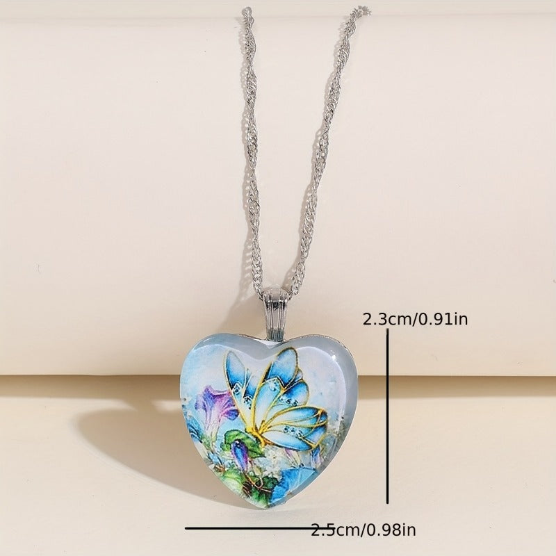 Wholesale Retro Style Small Fresh Butterfly Heart-shaped Necklaces