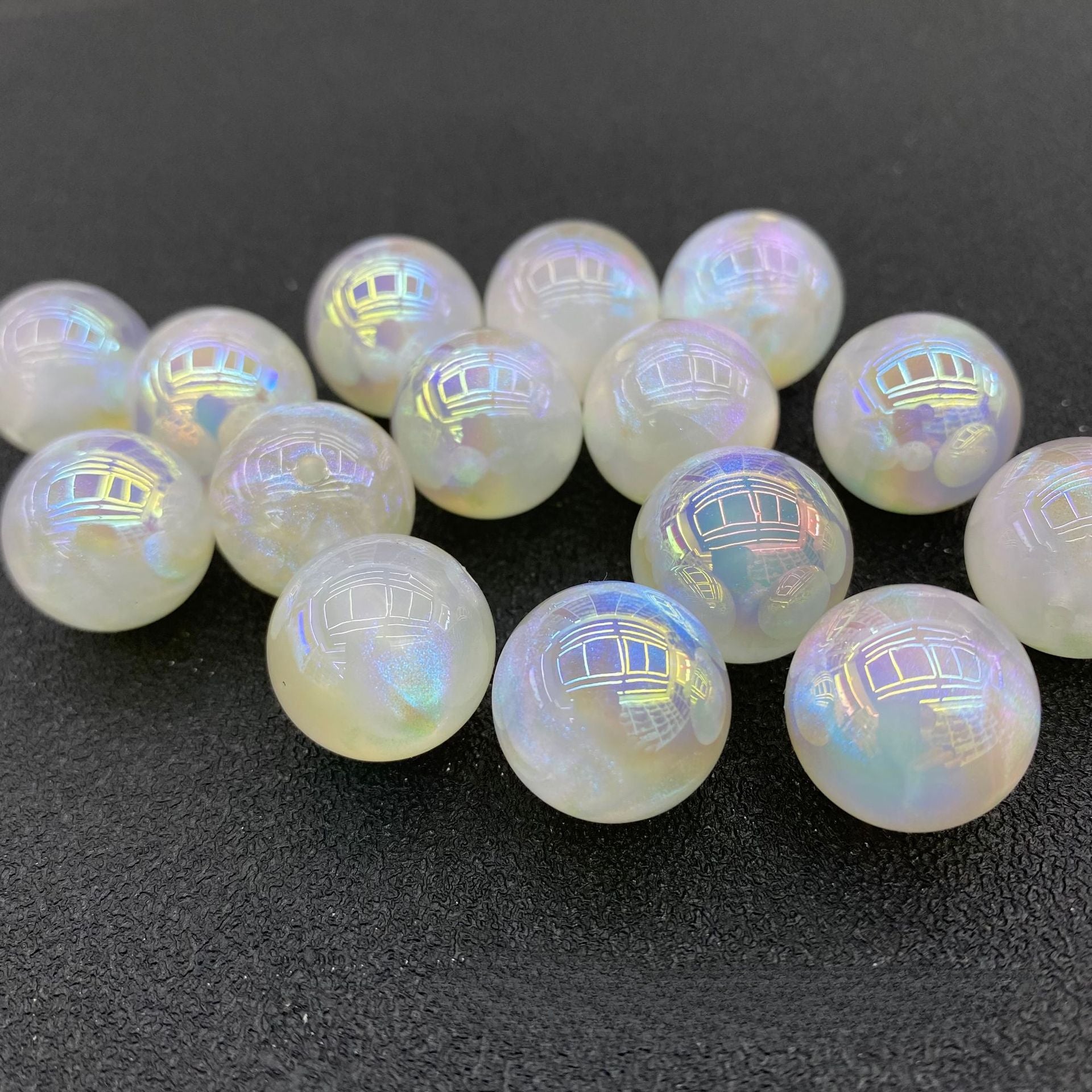 Wholesale of 100PCS/PACK Resin Moonlight Beads, Colorful Pearls, Half Hole Round Beads