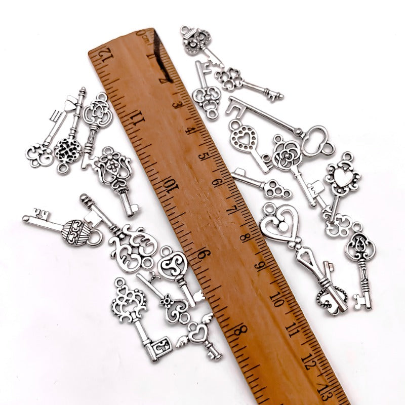 Wholesale DIY Love Handmade Vintage Silver Small Key Necklace Pendant Accessories
