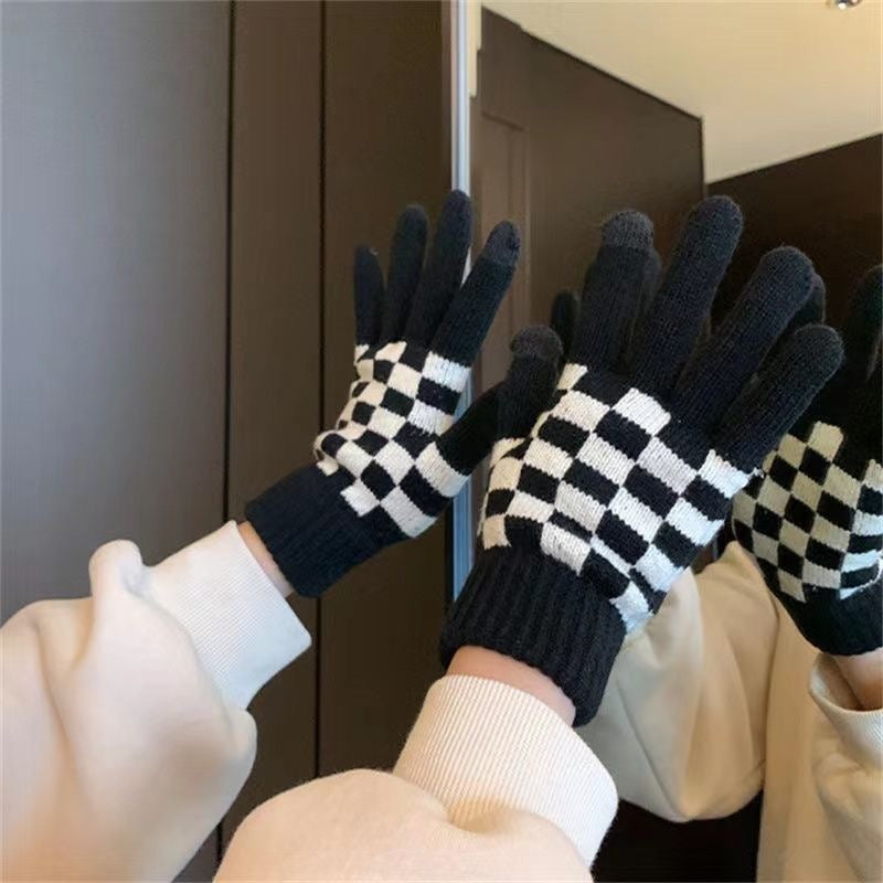 Wholesale Checkerboard Winter Plus Velvet Thick Warm Cycling Windproof Cold Protection Gloves